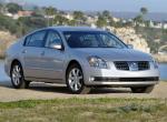 Nissan Maxima 2004 года